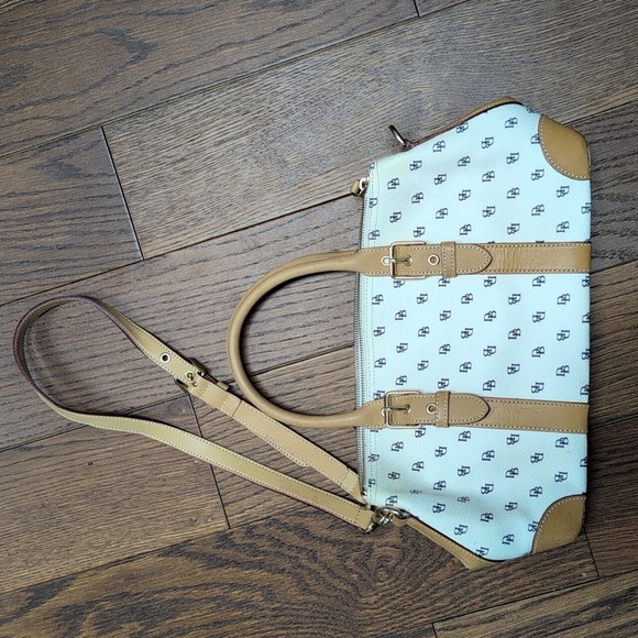 Vintage Dooney and Bourke - Vachetta Leather White & Blue Monogram Satchel - Picture 3 of 12